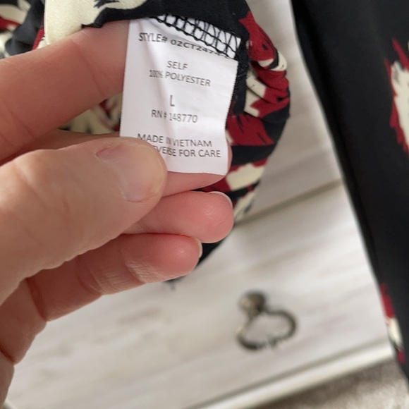 🛍 Beautiful Blouse! - Picture 8 of 9